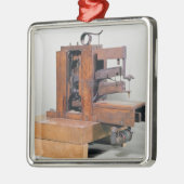 Couseuse',最初のミシン1830年 メタルオーナメント (左)