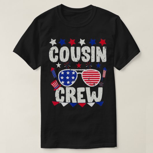 Cousin Crew 4th of July Patriotic American Family Tシャツ (デザイン正面)