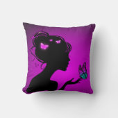 Coussin La femme papillons violets クッション (正面)