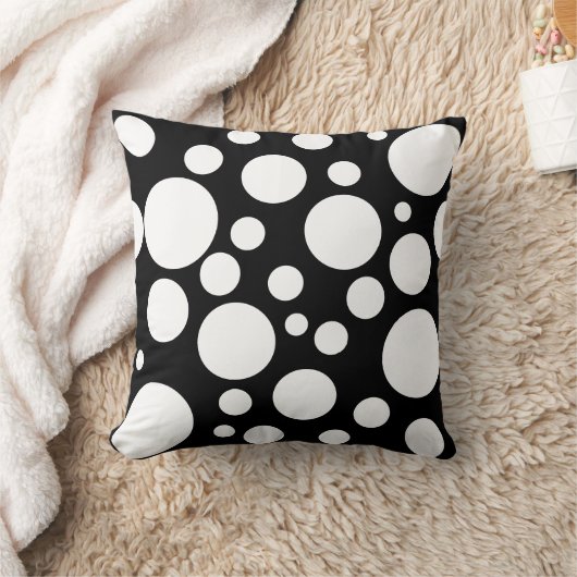 Coussin motif pois de différentes tailles クッション (ブランケット)