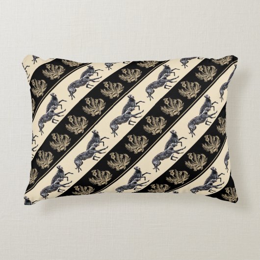 Coussin motifs lévriers écossais et chardons アクセントクッション (正面)