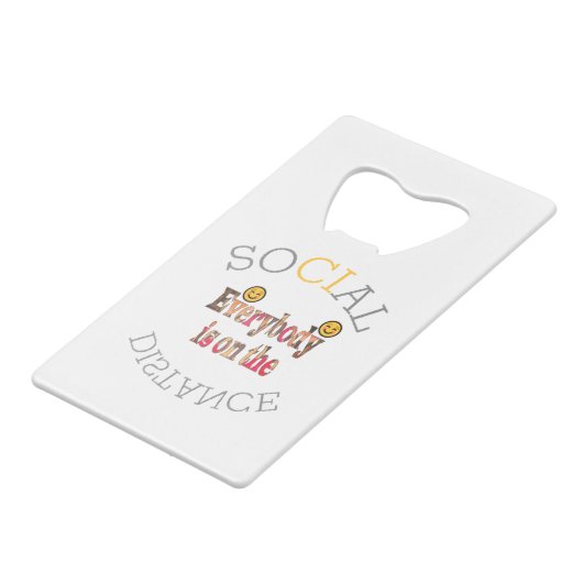 COVID-19生き延び – 強さのメッセージ クレジットカード栓抜き (裏面アングル)