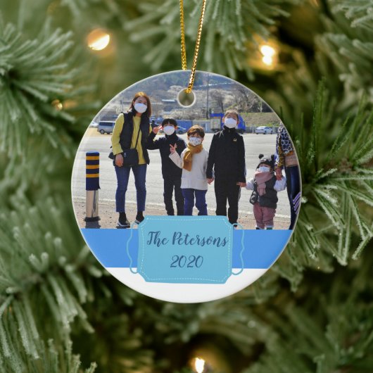 covid-19私たちの最初のパンデミックなクリスマスフォトメモリ セラミックオーナメント (ツリー)