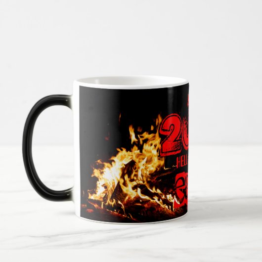 COVID-19: 2020年の地獄の後は簡単! モーフィングマグカップ (左)