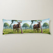 Cow & Bassoon Pasture Body Pillow – Whimsical Farm ボディピロー (裏面)