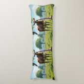 Cow & Bassoon Pasture Body Pillow – Whimsical Farm ボディピロー (正面縦)