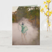 Cowboy man roping stirring up dust out west カード (黄色い花)