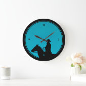 Cowboy Silhouette on Turquoise ラージ壁時計 (ホーム)