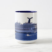 Cozumelの巡航の訪問のカスタム ツートーンマグカップ (中央)