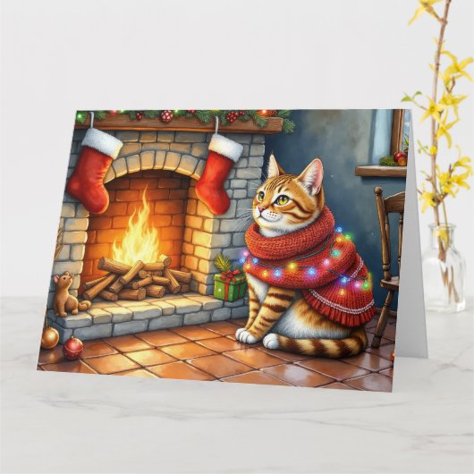 Cozy Abyssinian Cat by Fireplace Christmas Lights カード (黄色い花)
