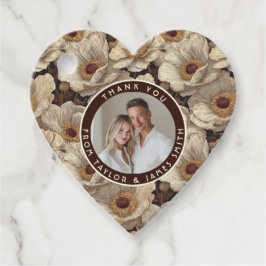 Cozy Anemones Themed Winter Wedding フェイバータグ