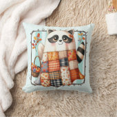 Cozy Autumn Raccoon Patchwork Quilt クッション (ブランケット)