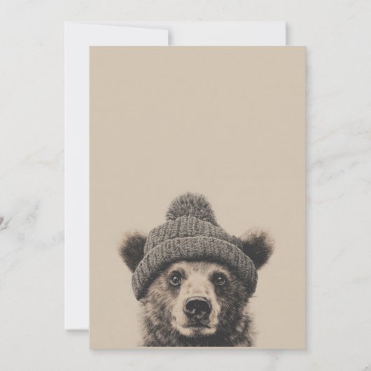 Cozy Bear in Beanie - Cute Winter Animal  シーズンカード (正面)