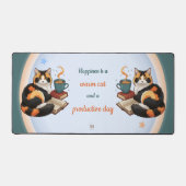 Cozy Calico Cat Productive Day Desk Mat デスクマット (正面)