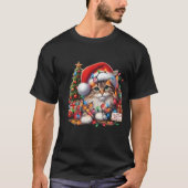 Cozy Cat in Christmas Lights, Santa Hat Tシャツ (正面)