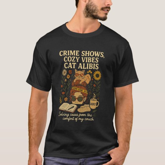 Cozy Crime Analyst Messy Bun Cat True Crime Tシャツ (正面)