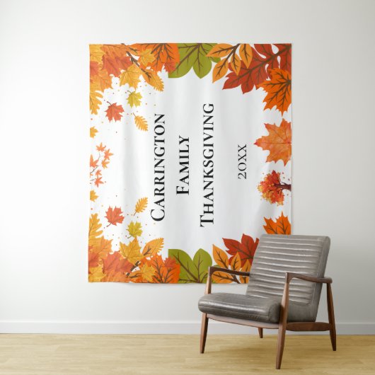 Cozy Fall Thanksgiving Dinner Party タペストリー (インサイチュ)