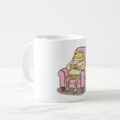 Cozy Frog Drinking Tea On Sofa Illustration コーヒーマグカップ (正面左)