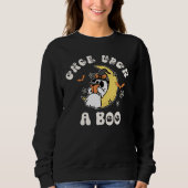 Cozy Ghost Reading Once Upon a Boo Halloween スウェットシャツ (正面)