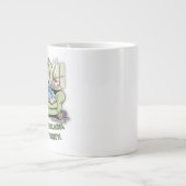 Cozy Kitten with Coffee and Cake – Funny Cat ジャンボコーヒーマグカップ (正面)