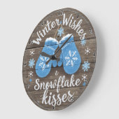 Cozy Mittens Winter Wishes ラージ壁時計 (傾斜)