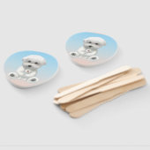 Cozy Plush Moment: Smiling Bichon Hugging Mini Pup ハンドファン (組立なし)