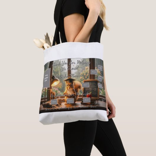 Cozy Rainy Day Squirrel Teacher Shoulder Tote トートバッグ (クローズアップ)