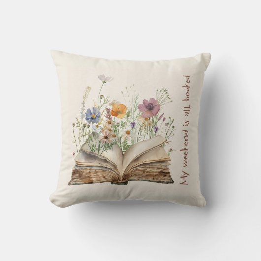 Cozy Reading Decor with Open Book & Garden Design クッション (正面)