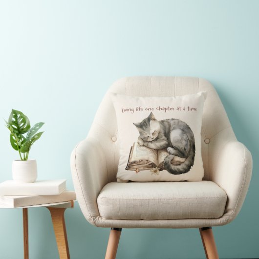Cozy Reading Pillow with Cute Sleeping Kitten クッション (椅子)
