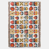 Cozy Retro Folk Floral Design スローブランケット (正面縦)