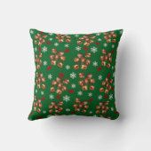 Cozy Roasted Chestnuts  And Snowflakes Winter クッション (裏面)