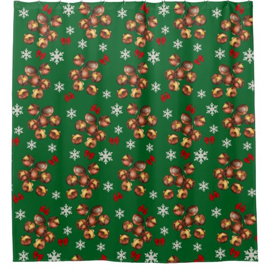 Cozy Roasted Chestnuts  And Snowflakes Winter シャワーカーテン (正面)