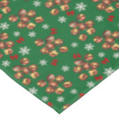 Cozy Roasted Chestnuts  And Snowflakes Winter テーブルクロス (アングル)
