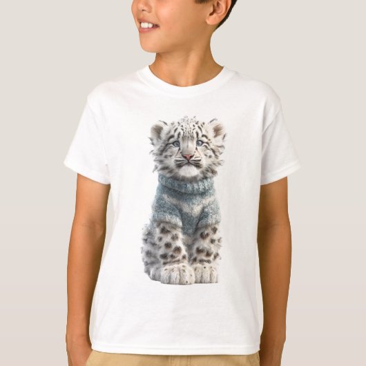 Cozy Snow Leopard Cub Kids Tシャツ (正面)