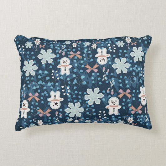 Cozy Whimsical Holiday Throw Pillow アクセントクッション (正面)