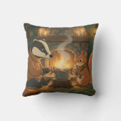 Cozy Woodland Campfire Animals Throw Pillow クッション (裏面)
