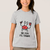 Crabby but Confident – Cartoon Crab T-Shirt トライブレンドＴシャツ (正面)