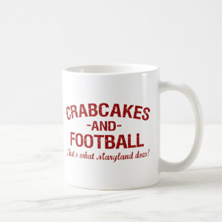 Crabcakesおよびフットボール コーヒーマグカップ