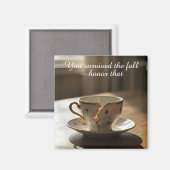 cracked broken teacup inspirational Magnet マグネット (正面/裏面)