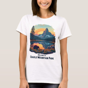 Cradle Mountain National Australianへようこそ Tシャツ