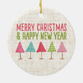 Crafted Christmas Trees – Festive Red Green Linen セラミックオーナメント (裏面)