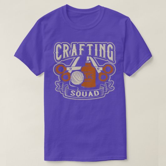 Crafting Squad Creative Needlework  Tシャツ (デザイン正面)