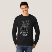 Crafty Cat Graphic - Maine Coon Cat with Yarn Desi Tシャツ (正面フル)