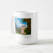 Craigievarの城の署名のマグ コーヒーマグカップ (正面左)