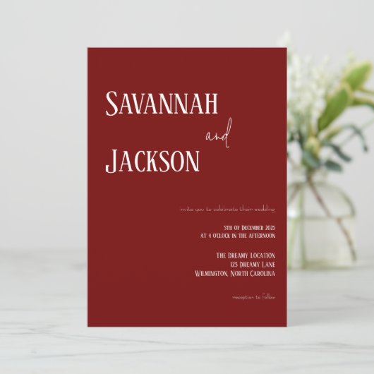 Cranberry Red Modern Elegant Wedding Invitation 招待状 (スタンド正面)