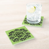 Crappieおもしろい Day魚釣りを持つ ガラスコースター (アングル)