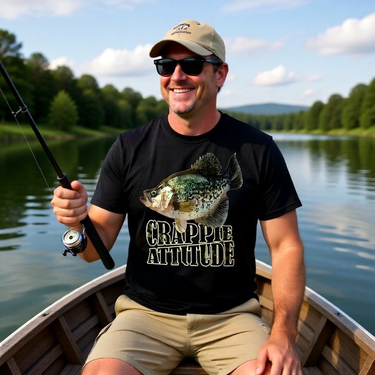 Crappie Attitude Fishing Humor Lake Life Design Tシャツ