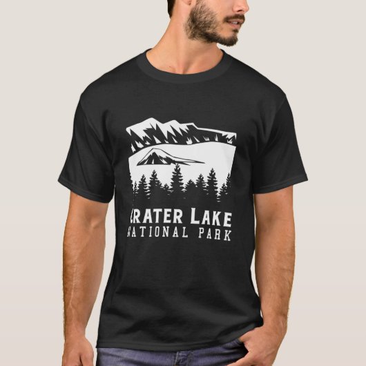 Crater Lake National Park Hiking Vacation Tシャツ (正面)