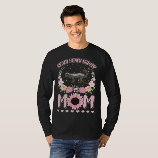 Crazy Honey Badger Mom Tシャツ (正面フル)