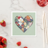 Crazy Quilt Heart On Sage Green スタンダードカクテルナプキン (インサイチュ)